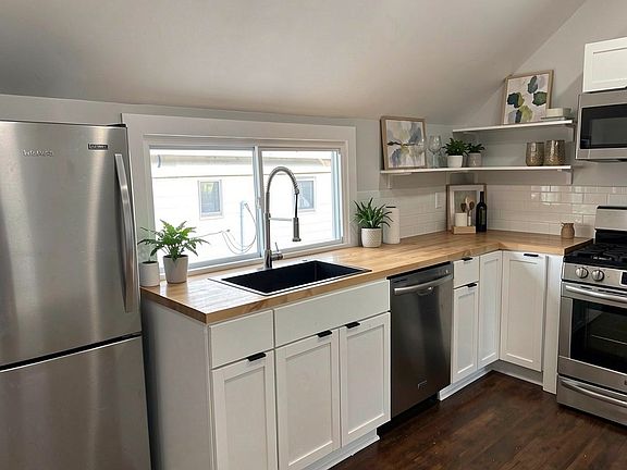 2nd image of 1619 Starkweather Ave #3