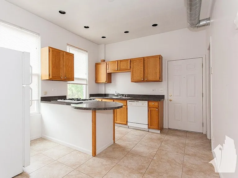 1310 N Artesian Ave #3F — Photo 1