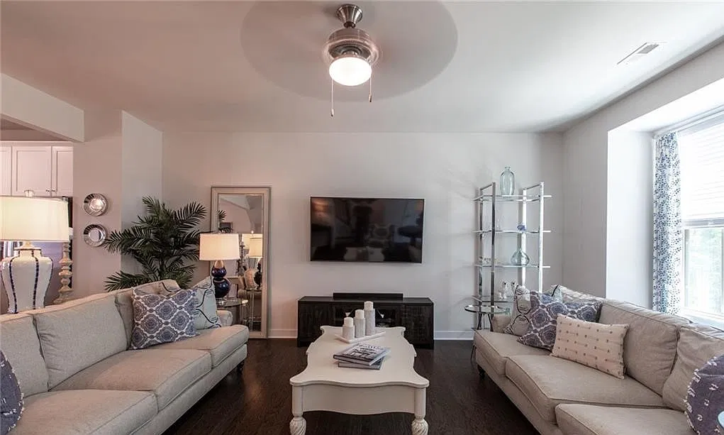 3023 Salix Bend Dr — Photo 4