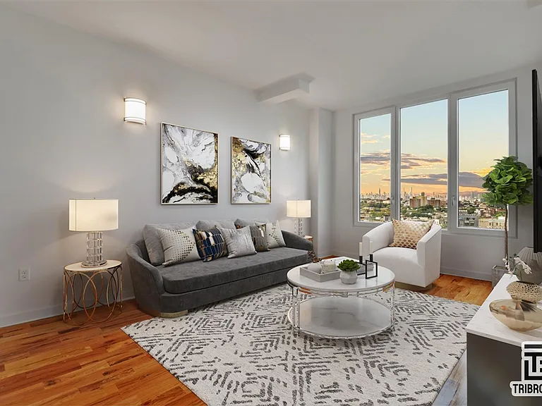 17 Somers St #3B — Photo 1