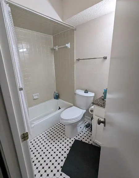 505 Bellevue Pl #7 — Photo 11