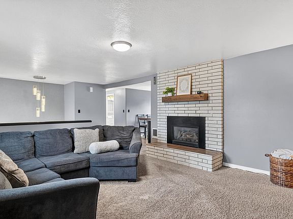 5th image of 4931 Hawthorne Rd