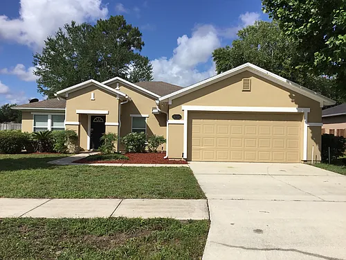 2320 Brian Lakes Dr E Photo 1