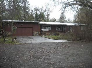 2090 Knowles Rd, Medford, OR 97501