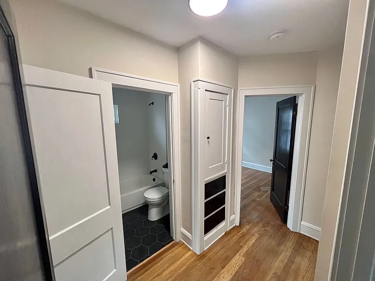 2068 Waterbury Rd — Photo 12