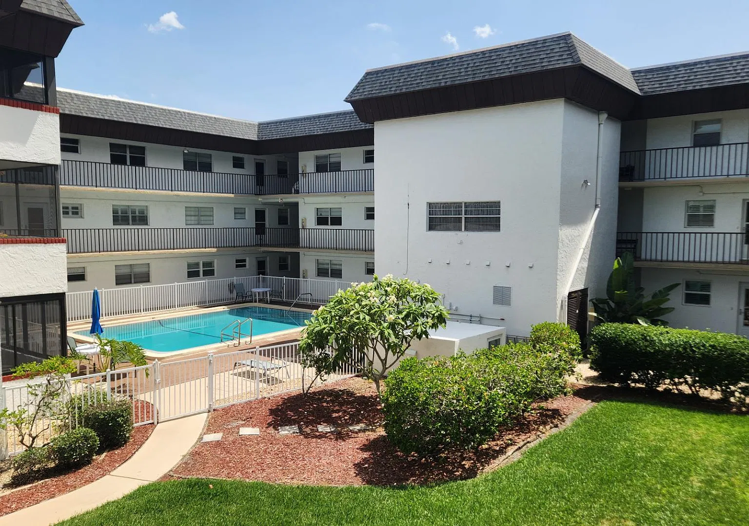 725 Port Malabar Blvd NE - Apt 301 — Photo 1