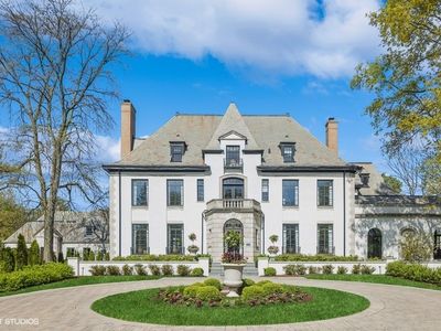 (Undisclosed Address), Hinsdale, IL, 60521