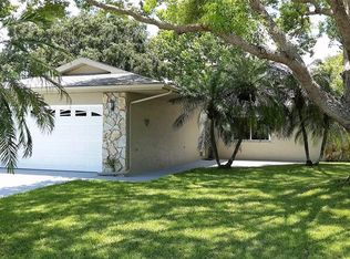 12067 72nd St, Largo, FL 33773