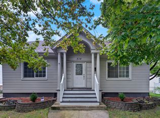 514 N 1st Ave, Maywood, IL 60153