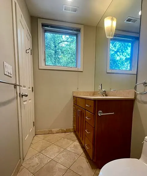 1150 N Hoyne Ave #2 — Photo 17