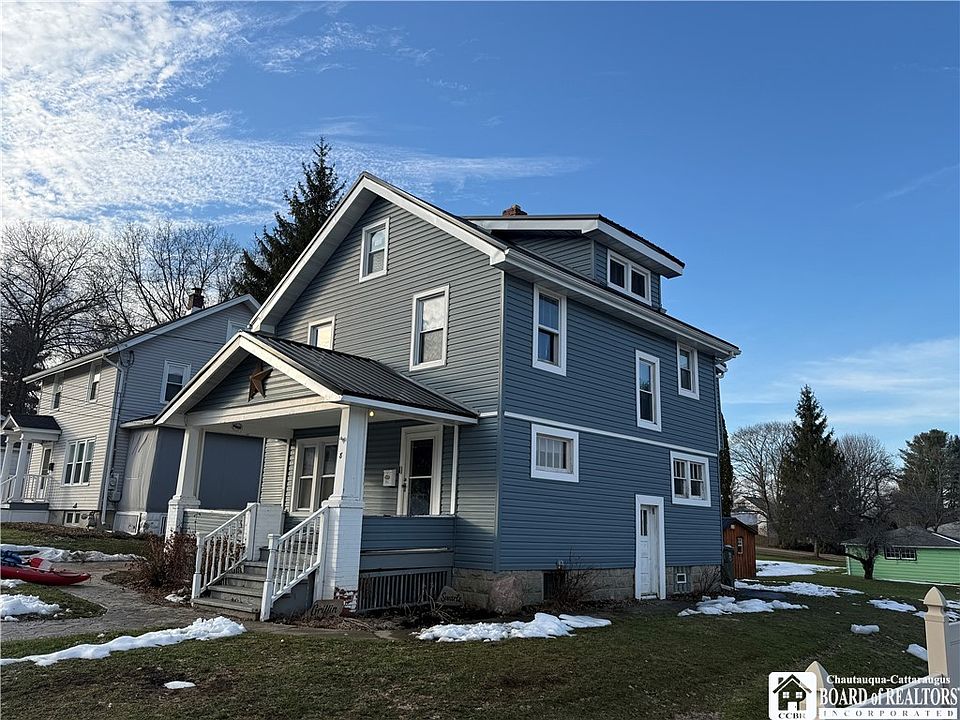 1st image of 8 Elliott Ave