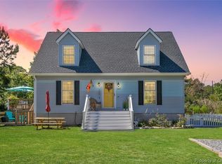 262 Pritchett Ave, New Pt, VA 23125