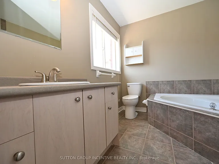 14 Brown Wood Dr — Photo 21