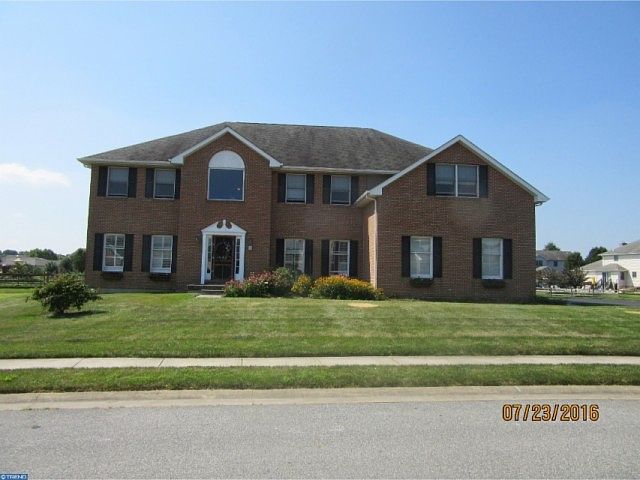 1st image of 122 Brittany Way