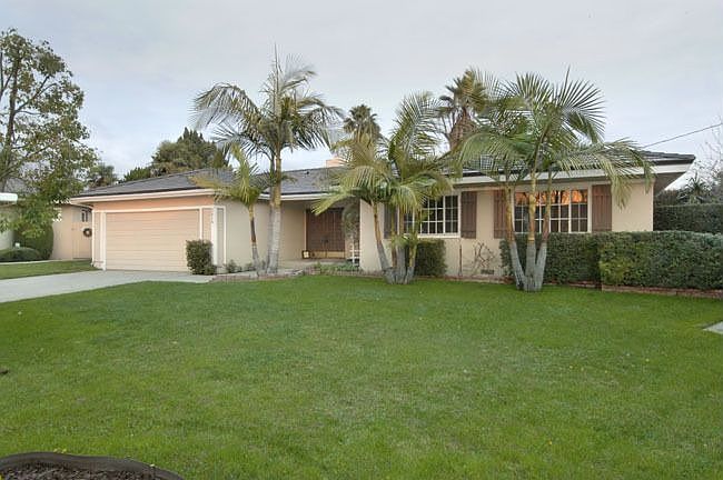 Gracious Home in quite Neighborhood of West Arcadia