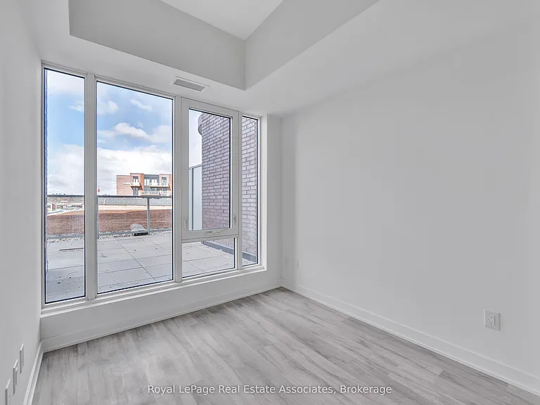 220 Missinnihe Way #324 — Photo 4