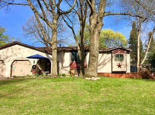 20898 Isle Ave, Lakeville, MN 55044