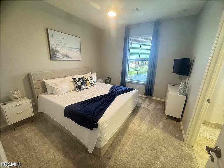 11901 Izarra Way #8602 — Photo 13