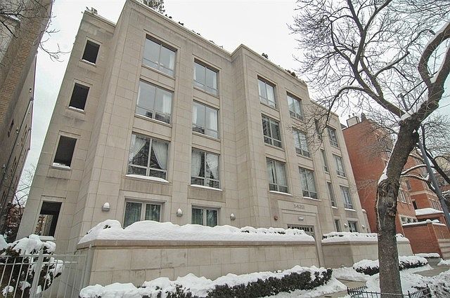 1st image of 1422 N La Salle St #406