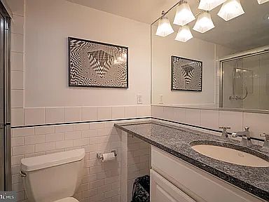 5th image of 950 25th St NW #606N