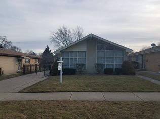 5711 S Park Ave, Morton Grove, IL 60053