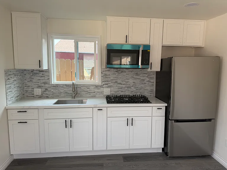 2513 W Occidental St #3 — Photo 1