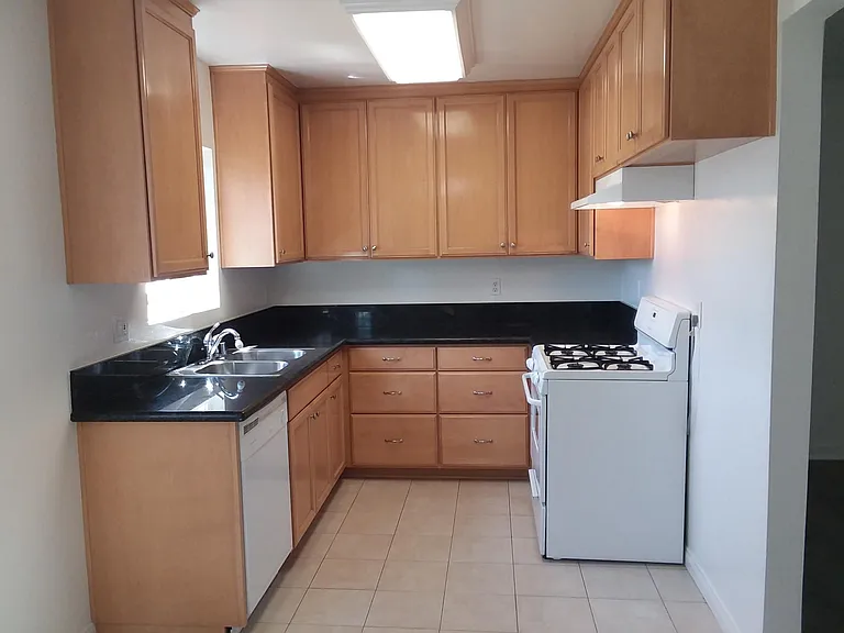 25311 Eshelman Ave #9 — Photo 1