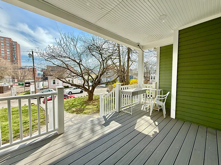 10 Linden Pl #1B — Photo 9