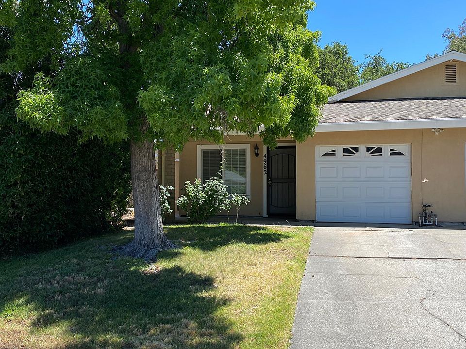 Driveway + 1-Car Attached Garage