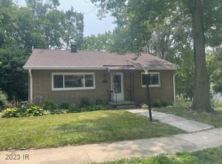 2630 Forest Dr, Des Moines, IA 50312