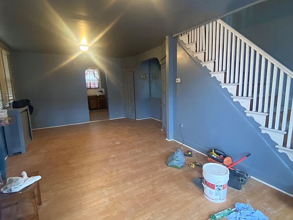 2nd image of 786 Smylie Rd