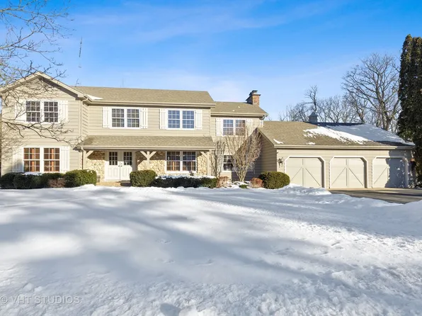 6916 Lexington Trl, Crystal Lake, IL 60012
