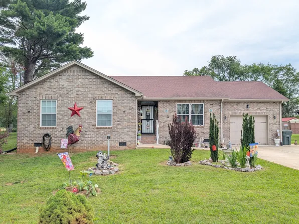 661 Portland Blvd, Portland, TN 37148