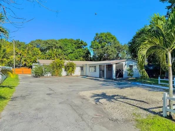 5824 McKinley St #2, Hollywood, FL 33021