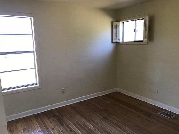 Rear Bedroom