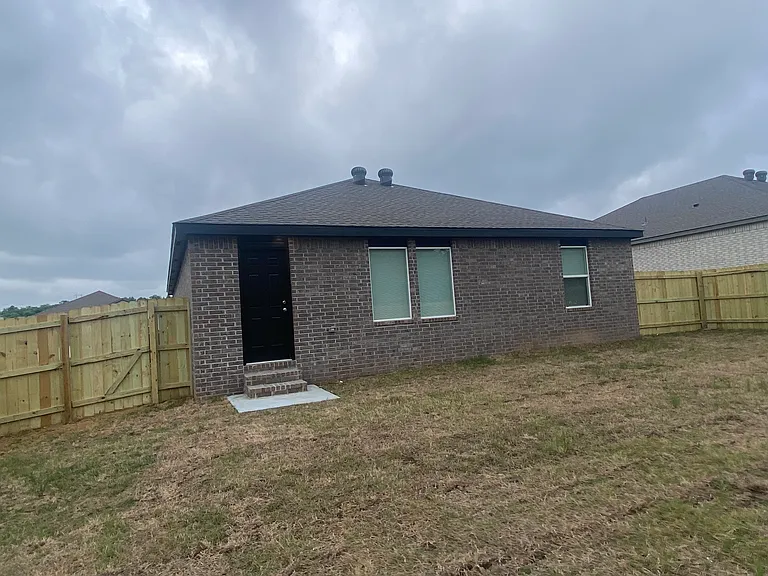 103 E Fredonia Ct — Photo 17