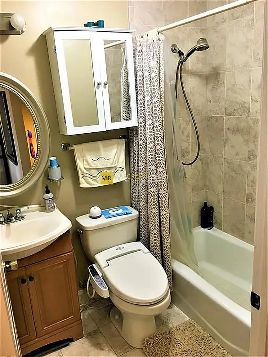2 bed, 1000 sqft, $2,650 — Photo 3
