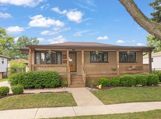 15112 Raday Dr, Midlothian, IL 60445