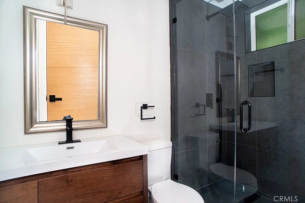 2 bed, 660 sqft, $2,900 — Photo 4