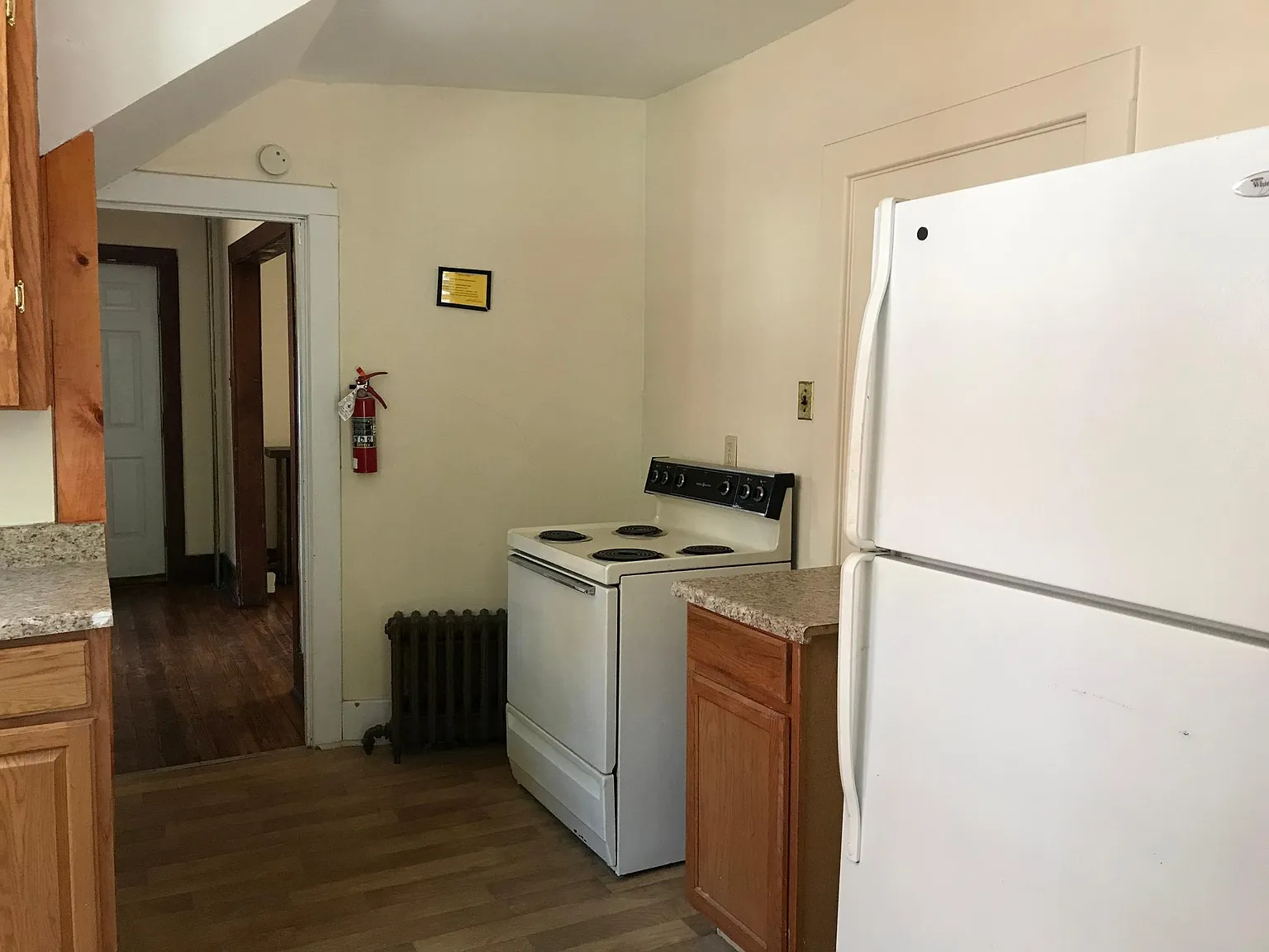 3 bed, 1093 sqft, $1,400 — Photo 4