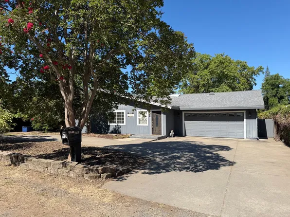 3829 Delaware Ave, Carmichael, CA 95608