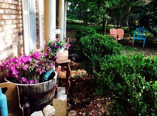 133 Redbird Ln N, Azle, TX 76020