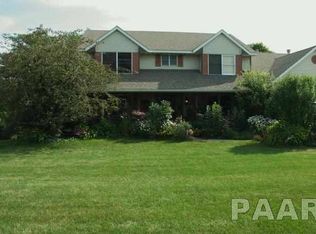 1344 N Hickory Hills Rd, Germantown Hills, IL 61548