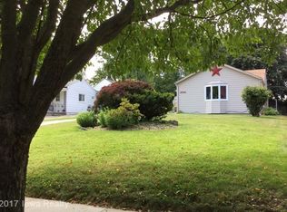 2004 40th Pl, Des Moines, IA 50310