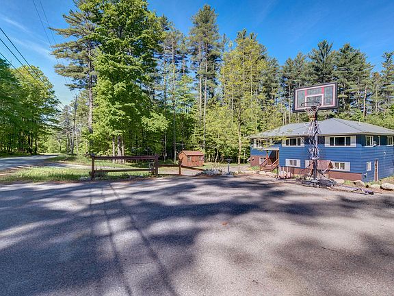 4th image of 135 Buttermilk Hill Road