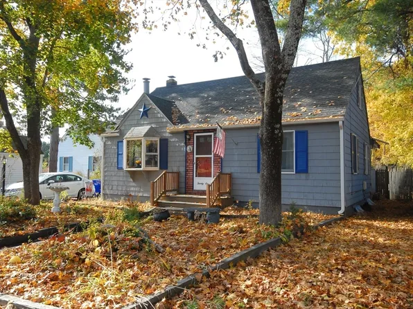 21 Marlboro St, Maynard, MA 01754