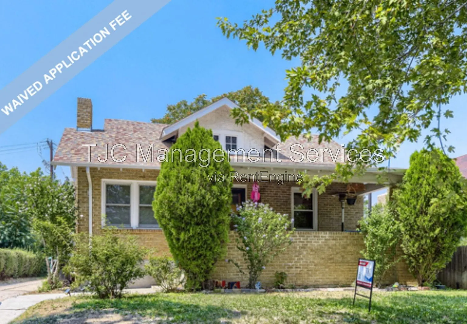3 bed, 2.0 bath, 2069 sqft, $2,695 — Photo 1