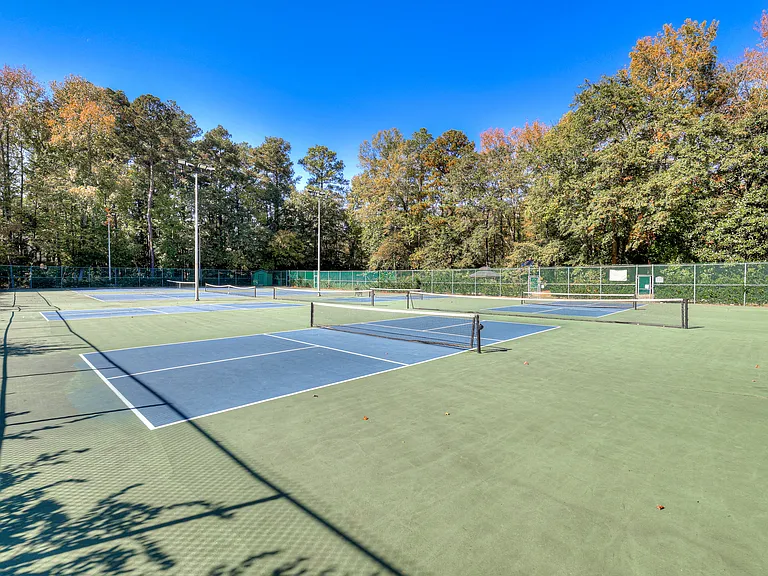 Forest Hills Racquet Club — Photo 14