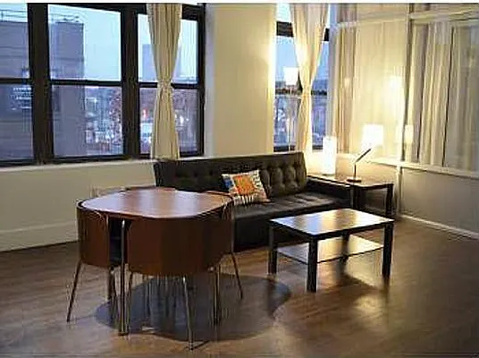 Rented by Loom Group | media 33