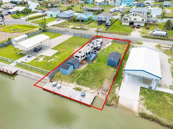 110 Quail Dr, Rockport, TX 78382